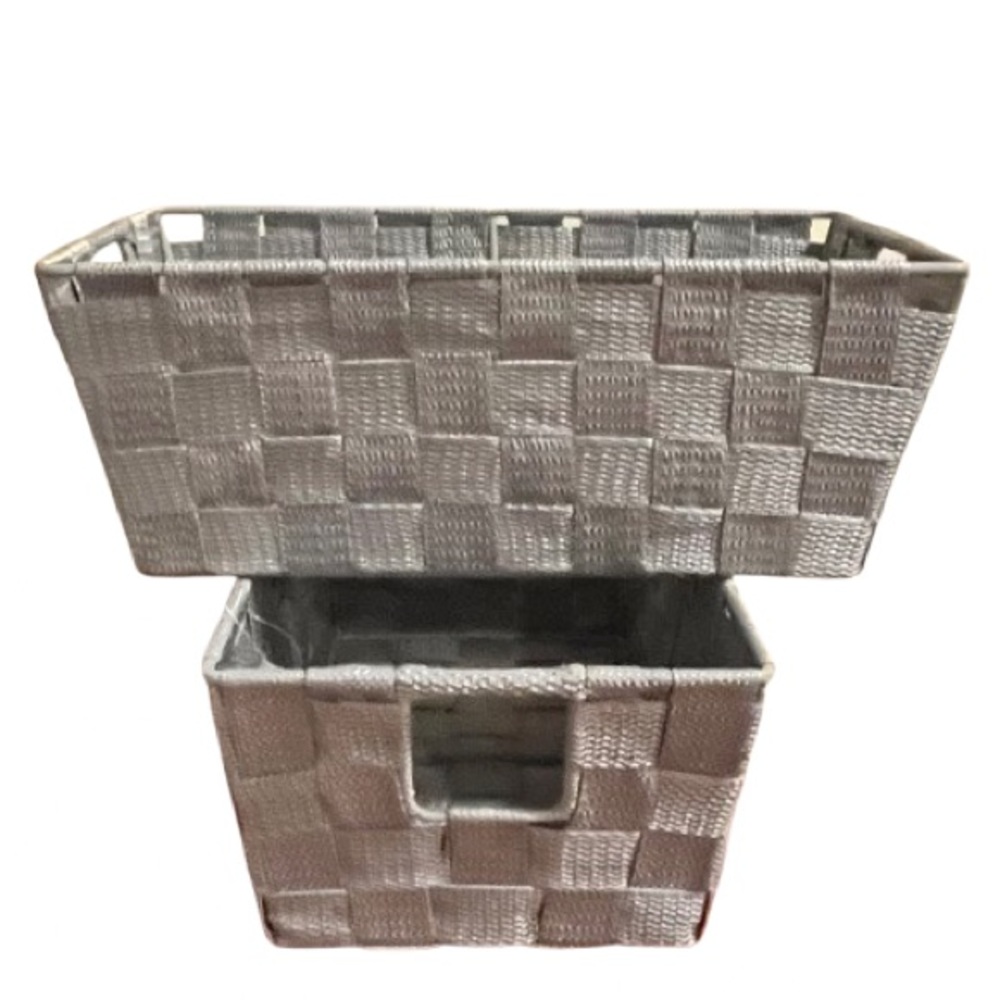 NWOT- Set of 2 Gray Woven Storage Baskets.